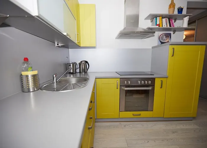 Nad Lomniczka-malachit Apartment